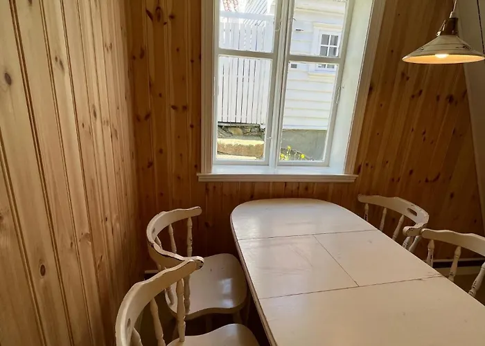 Historisk Hus I Gamle